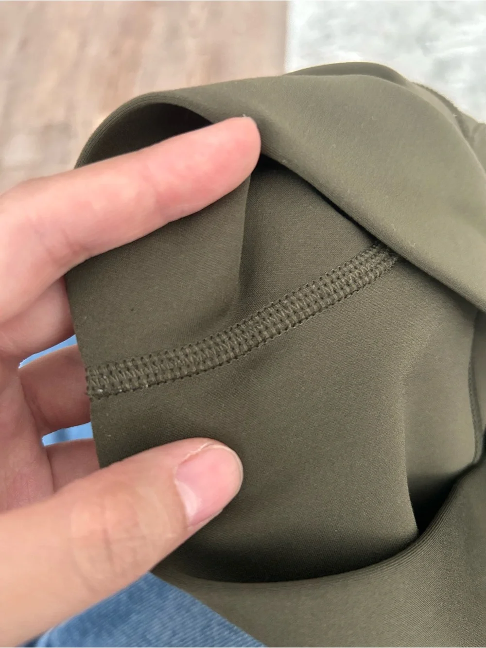 Alo Yoga High-Waist Airlift Leggings